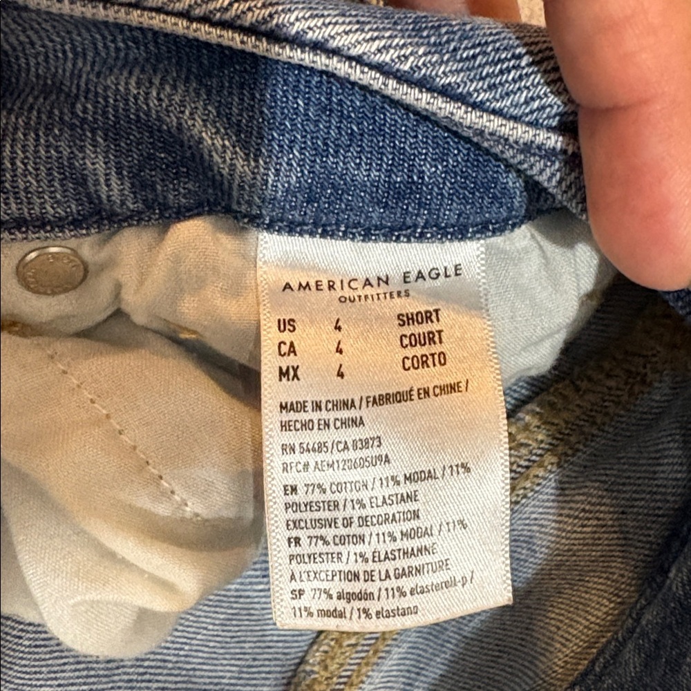 American Eagle Outfitters Blue Denim Shorts - Picture 2 of 4